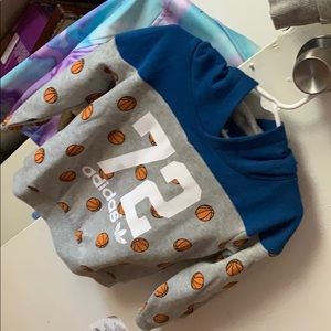 2 Piece 2t outfit and jacket 3t both never worn